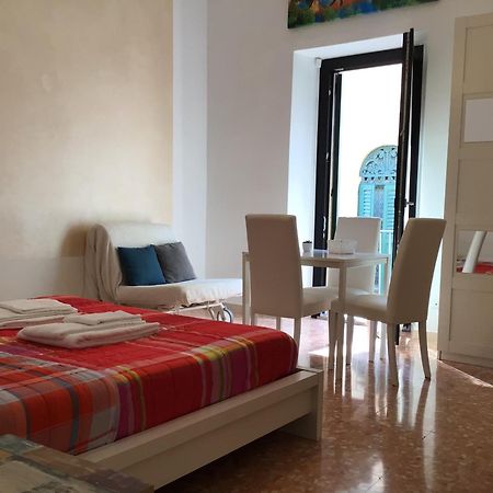 Appartement A Due Passi Da Giulietta-Casa Capuleti à Vérone Extérieur photo