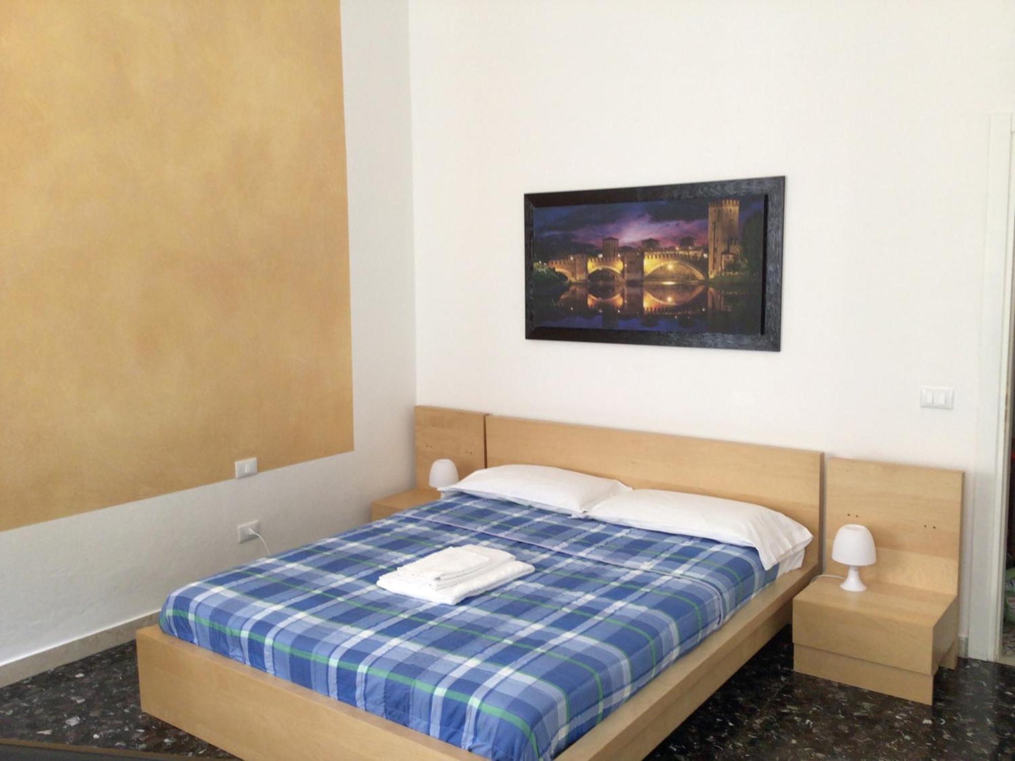 Appartement A Due Passi Da Giulietta-Casa Capuleti à Vérone Extérieur photo